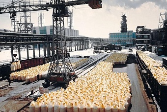 Китай засыплет Кыргызстан удобрениями