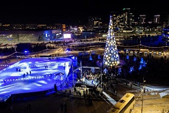 в астане зажглась главная елка казахстана