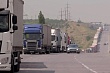 Из-за технического сбоя в системе образовалась очередь из грузовиков на границе Киргизии и Казахстана