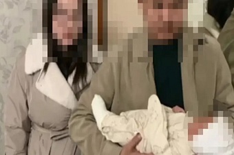 в казахстане выставили на продажу новорожденную девочку