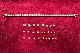 в узбекистан пытались незаконно ввезти драгоценности почти на 2 миллиарда сумов 