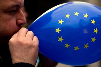 politico: ес будет наказывать третьи страны за помощь россии в крайнем случае