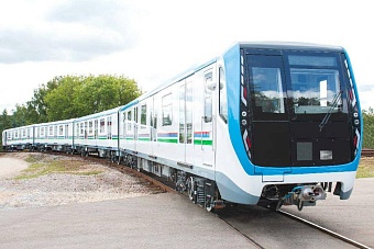в ташкент прибыли три новых состава метро российского производства