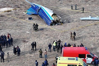 Расследование крушения самолета AZAL в Актау: «взорвался кислородный, по-моему, баллон» (предварительный отчет)